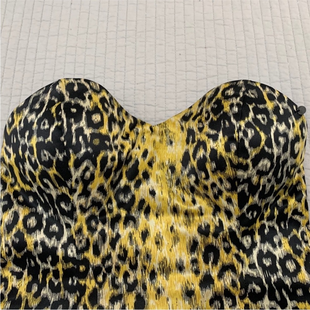 Guess Black and Yellow Striped Apparel